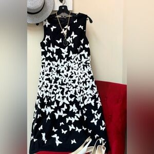 Talbots Dress Butterfly Print Black White Sleeveless Size 2
